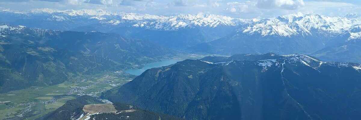 Flugwegposition um 14:32:11: Aufgenommen in der Nähe von Gemeinde Leogang, 5771 Leogang, Österreich in 2865 Meter